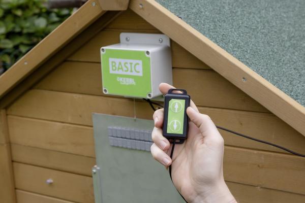 Externer Taster, Fernbedienung für automatische Hühnertür/Hühnerklappe von Kerbl